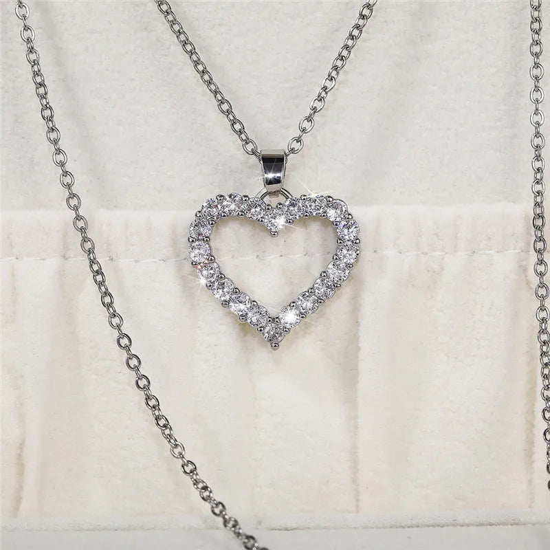 Huitan Heart Pendant Necklace – Cubic Zirconia Silver Women Pendant Necklace Vue