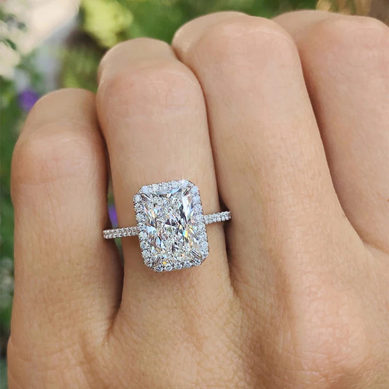 Huitan Rectangular Cubic Zirconia Ring – Geometric Wedding Band Fashion Ring Vue