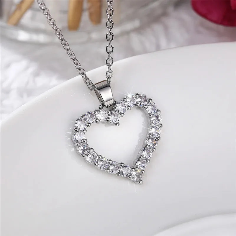 Huitan Heart Pendant Necklace – Cubic Zirconia Silver Women Pendant Necklace Vue
