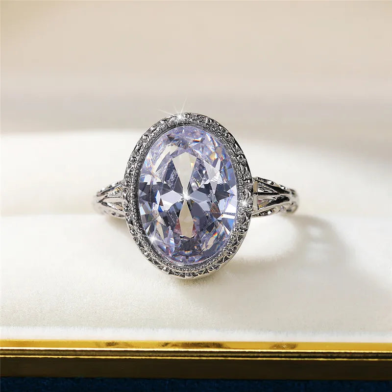 Huitan Vintage Hollow Cubic Zirconia Ring for Women Fashion Ring Vue