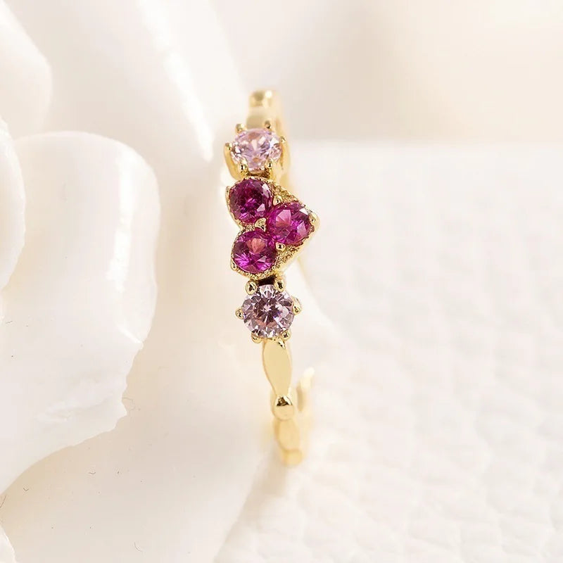 Huitan Gold Infinite Heart CZ Ring for Women | Sizes 5–14 Fashion Ring Vue