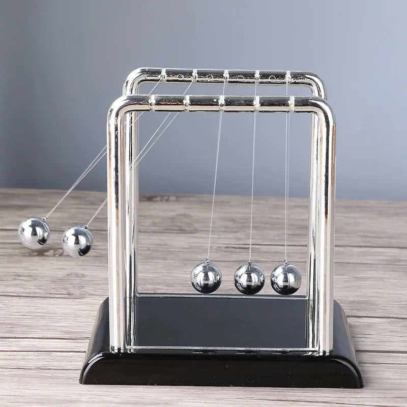 Newton Pendulum Mini Figurine Miniatures Newton Ball Steel Balance Ball Home Decoration Child Physics Science Education Ornament Vue