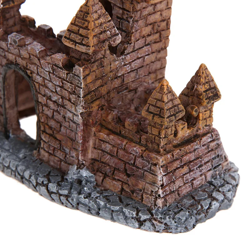 Vintage Europe Resin Castle Aquarium Fish Tank Decoration Ornament Mini Simulation Hollow House Blockhouse For Hiding Breeding Vue