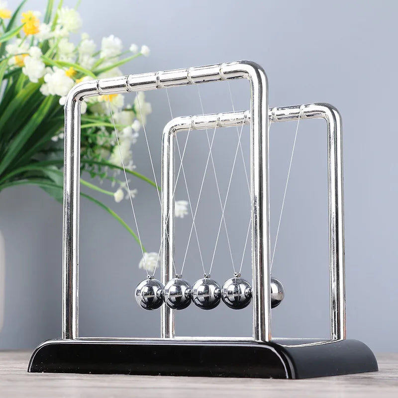 Newton Pendulum Mini Figurine Miniatures Newton Ball Steel Balance Ball Home Decoration Child Physics Science Education Ornament Vue