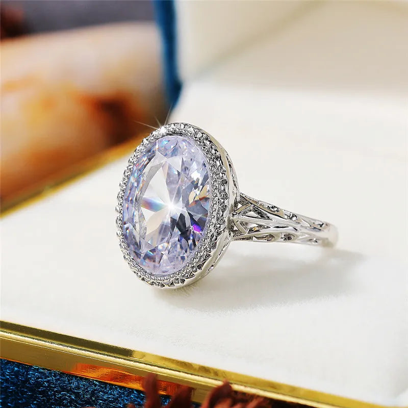 Huitan Vintage Hollow Cubic Zirconia Ring for Women Fashion Ring Vue