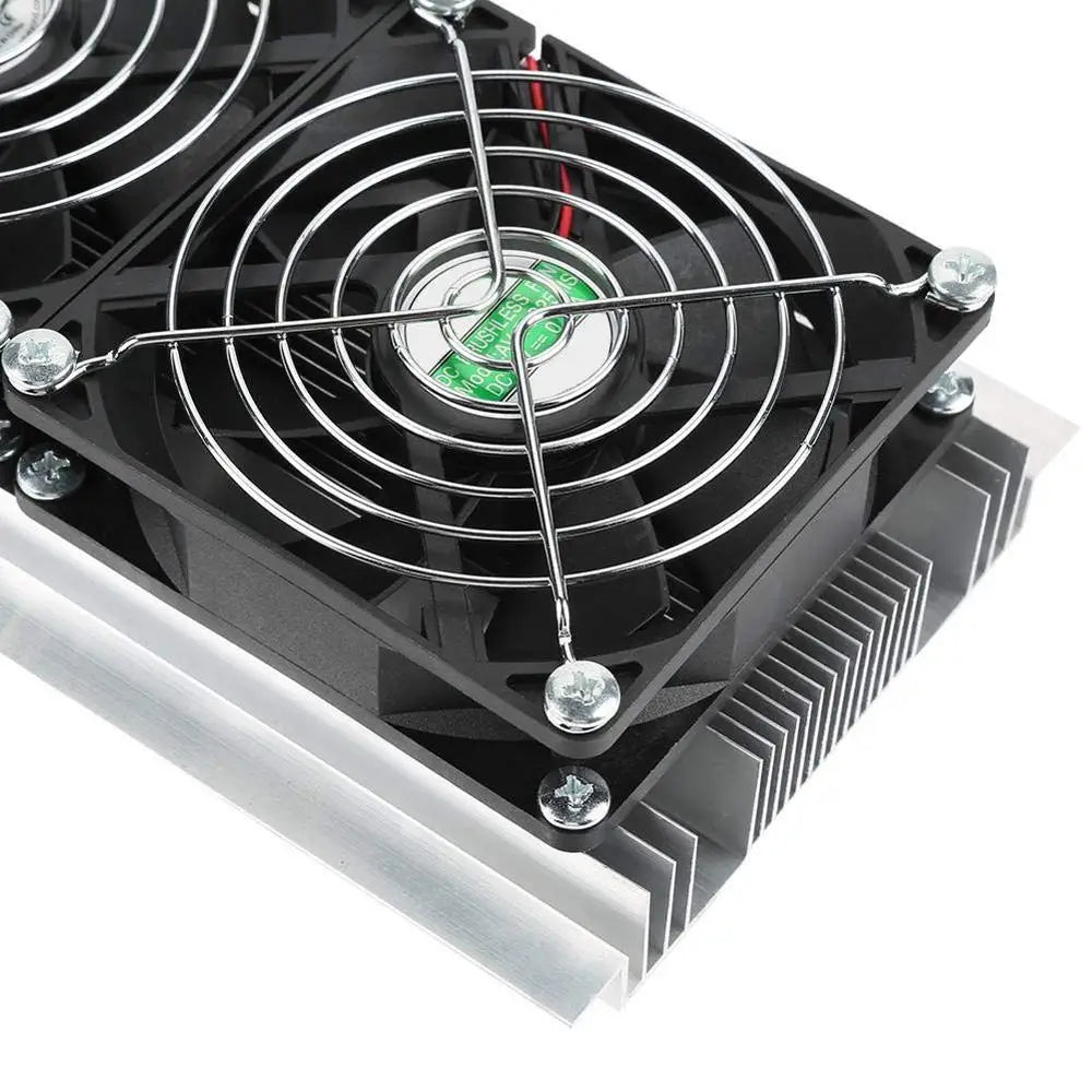 200 x 115 x 8.5mm 120W Thermoelectric Peltier Refrigeration Semiconductor Cooling System Kit Double Fan Vue