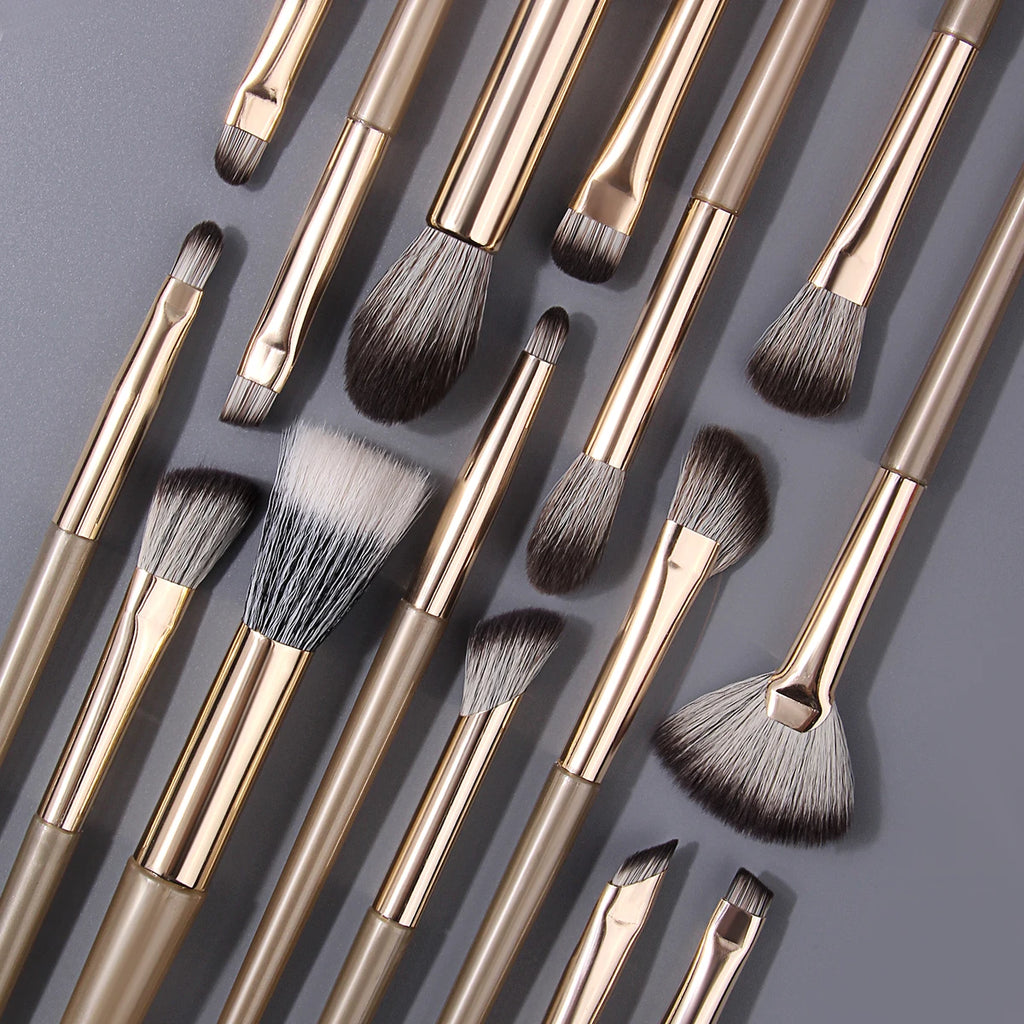 18Pcs Champagne Makeup Brush Set Face Eye Cosmetic Brushes, 2 Triangle Powder Puffs, Glitter Bronze Cylinder Brush Case Beauty K Vue