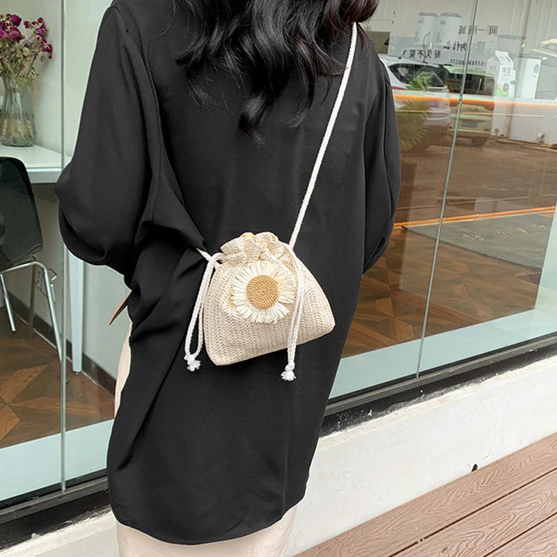 Rattan Woven Women Straw Bag Handbag Knit Flower Summer Beach