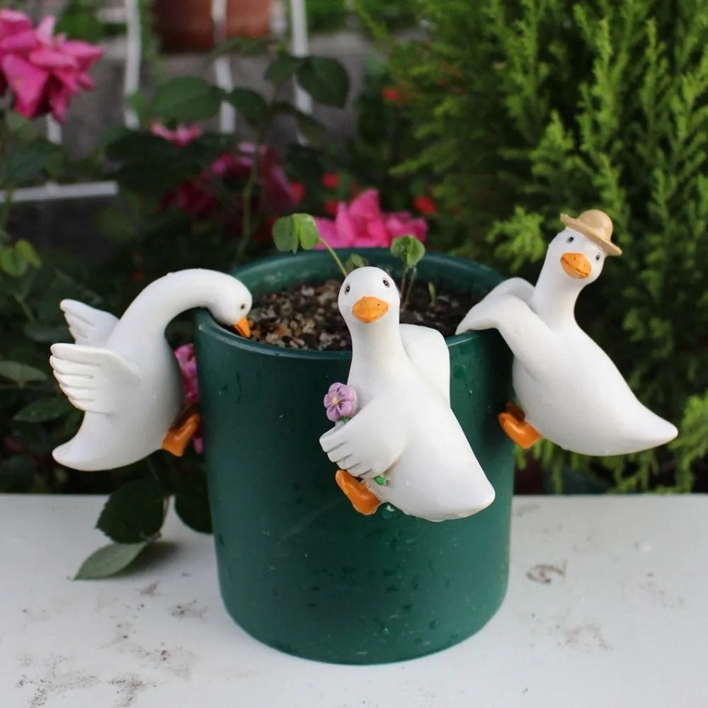 3PCS/SET Resin Duck Flowerpot Pendant Adorable Shape Realistic Simulated Animal Ornaments Whimsical Style Flower Pot Decor Vue