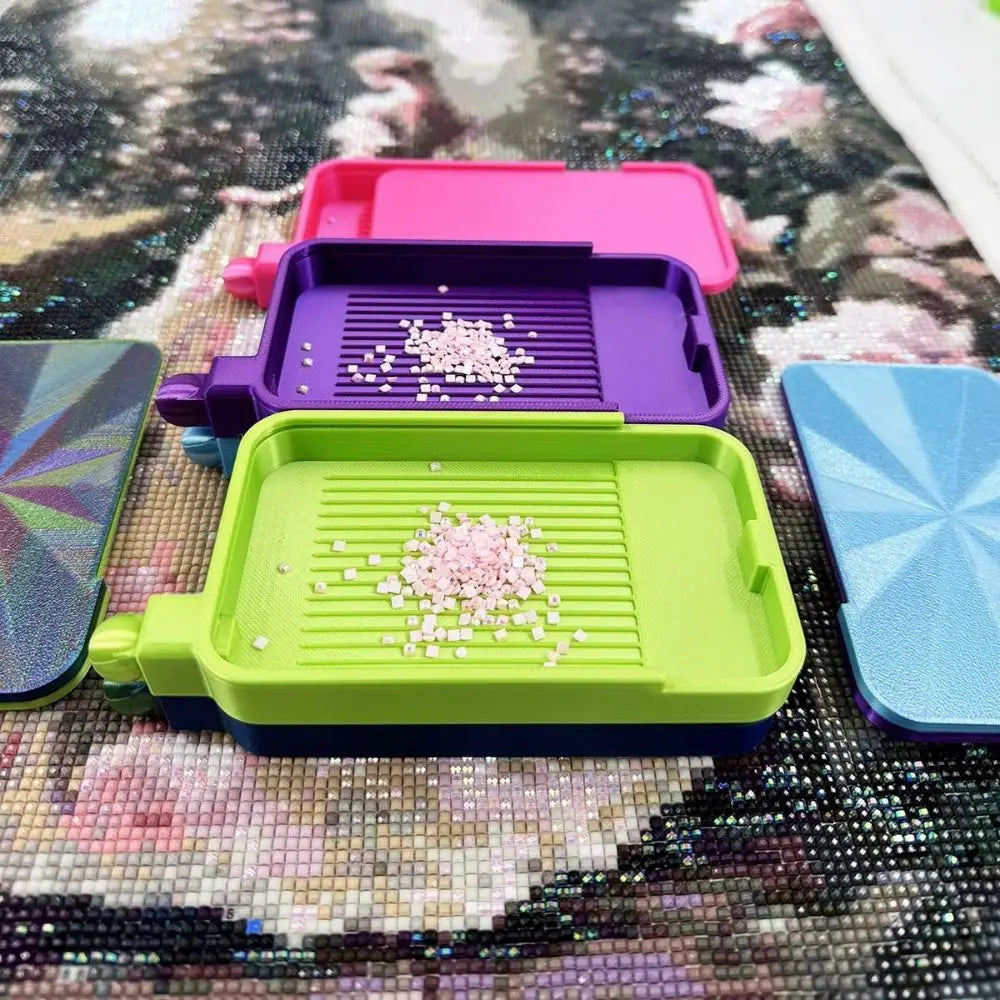 Prismatic Shine Lid Diamond Painting Tray Silky Easy Pour Design Rhinestone Storage Tray Portable Large Capacity Vue
