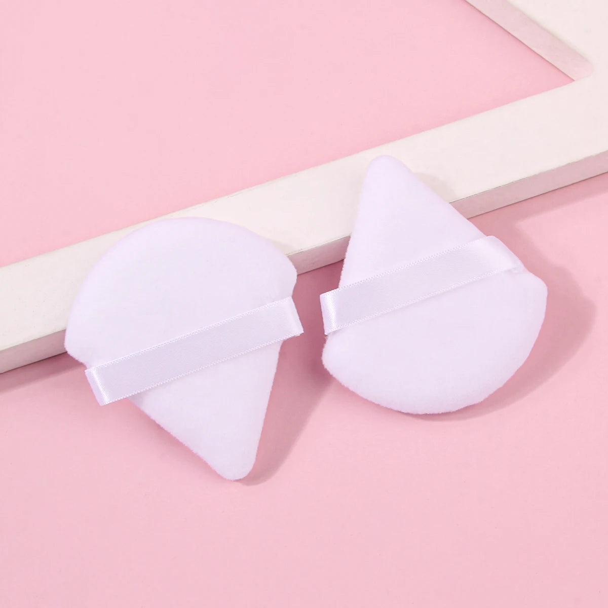 2Pcs/100Pcs Triangle Powder Puff For Loose Powder Liquid Cosmetic Soft Plush Powder Puff Makeup Foundation Puff Makeup Tool Vue 2pcs White