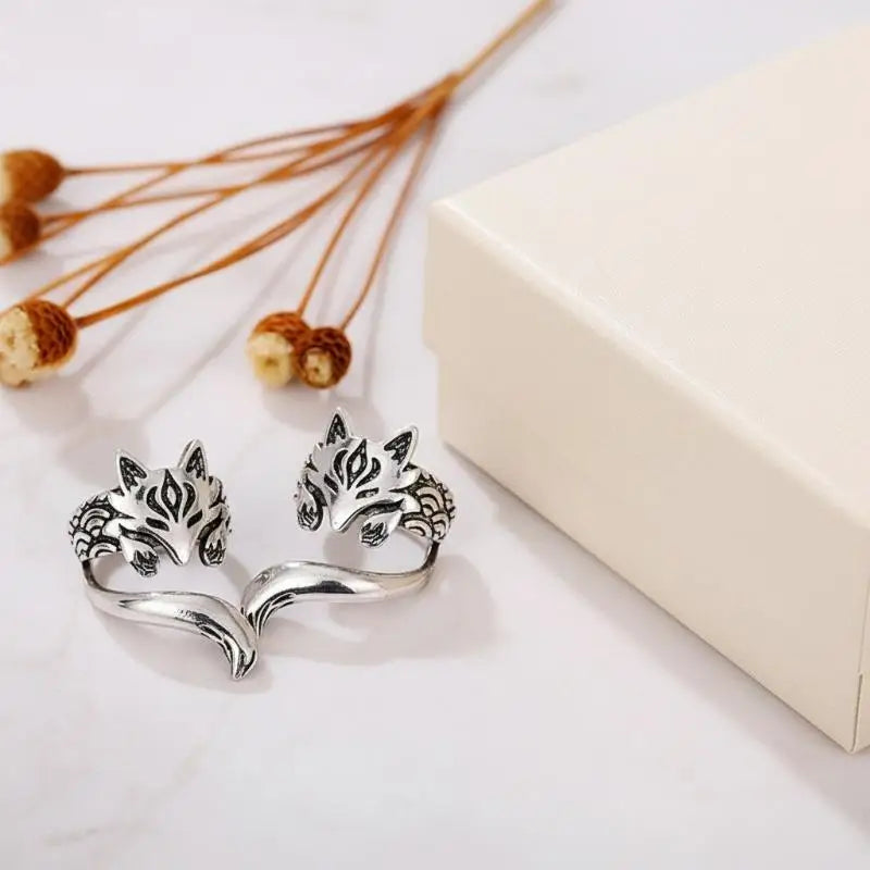 New Trendy Fox Shape Clip Earrings For Women Antique Silver Color Ear Cuff Girl Statement Jewelry Vue