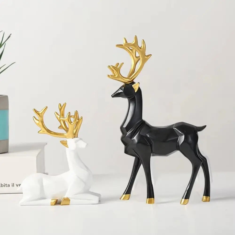 2Pcs Creative Deer Desktop Ornament Sitting/Standing Position Cute Christmas Deer Statue Durable Modern Elk Home Decor Vue