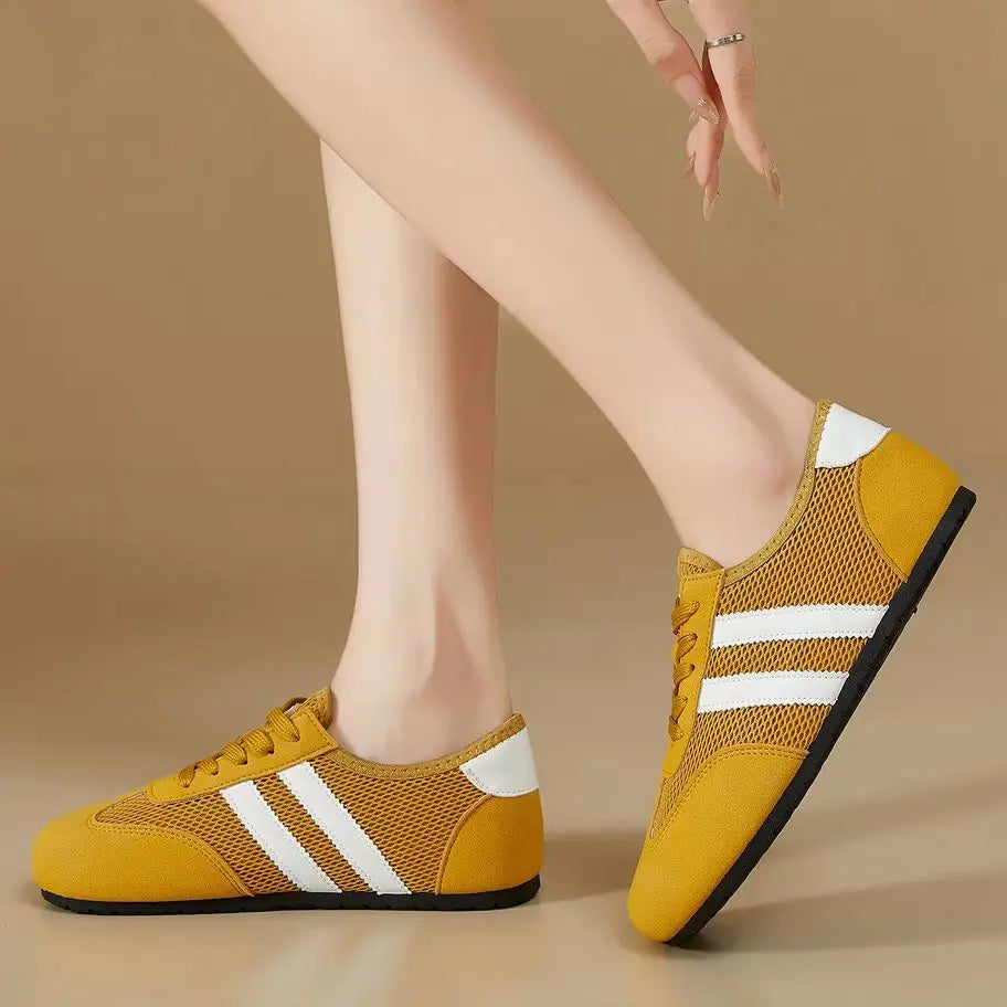 Dehun Women's Soft Sole Casual Flat Sneakers – Comfy & Stylish Casual Flat Sneakers Vue