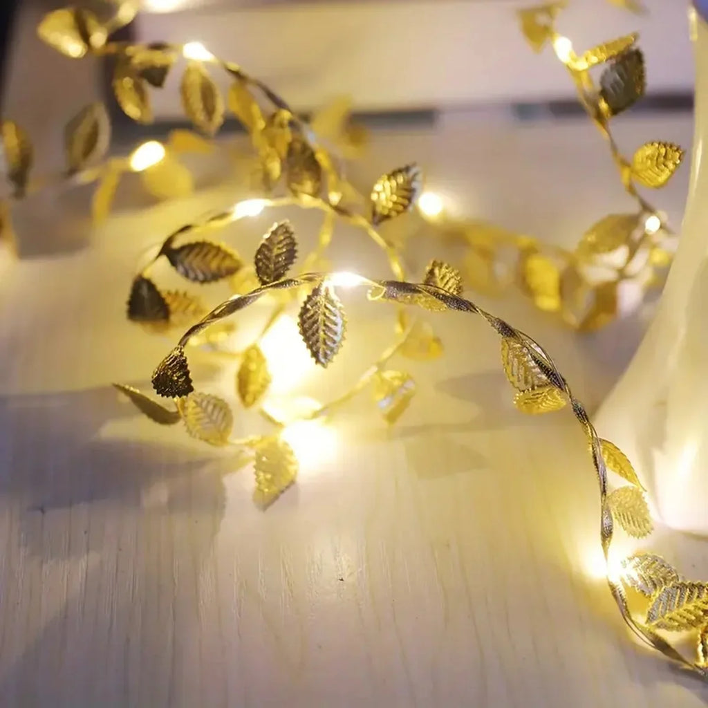 1PC 2M 20LED Golden Tiny Leaves Fairy Light Battery Powerd Led Copper Wire String Lights for Wedding Home Party DIY Xmas Decor Vue