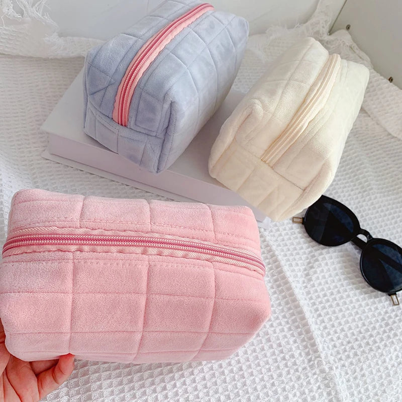 Cute Fur Makeup Bag For Women Zipper Large Solid Color Cosmetic Bag Travel Make Up Toiletry Bag Washing Pouch Plush Pen Pouch Vue