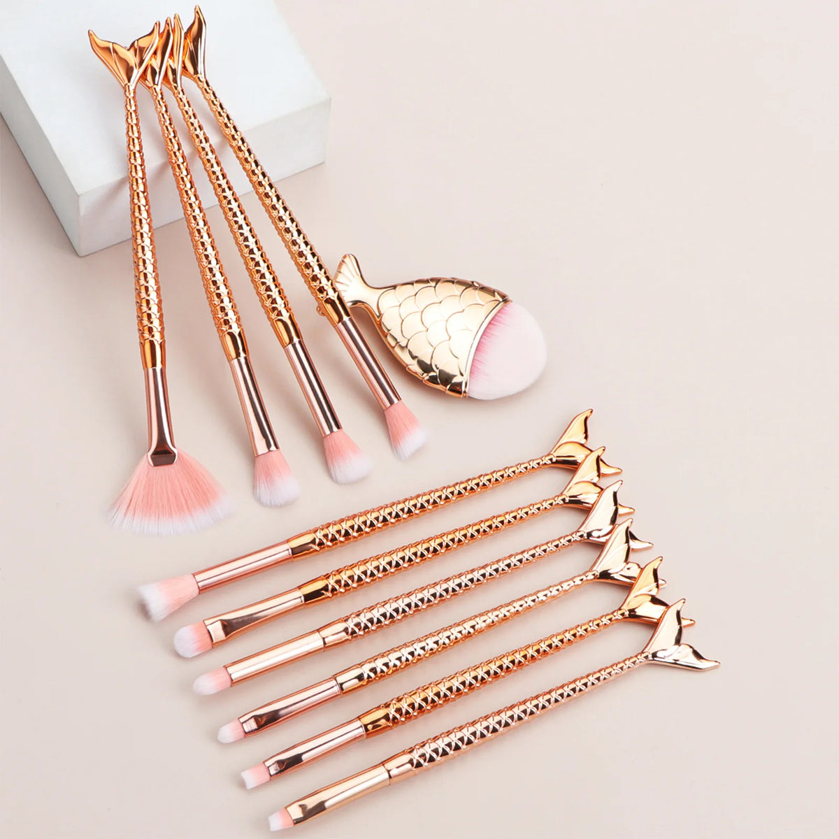 11Pcs Makeup Brushes Kit Maquiagem Maquillaje New Mermaid Foundation Eyebrow Eyeliner Cosmetic Makeup Brushes Vue Gold