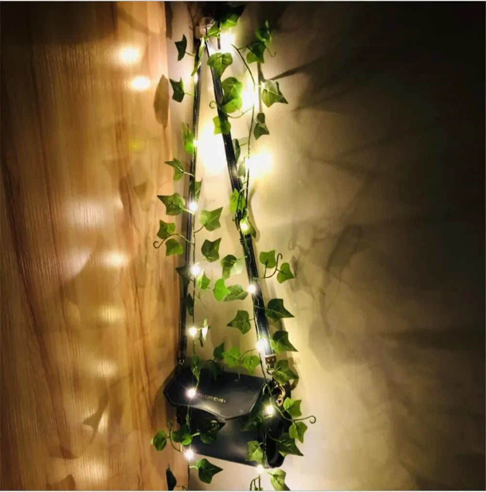 2M 20 LED Green Leaf Fake Plants String Light Battery Powered Waterproof Fairy String Light for Wall House Christmas Decorations Vue