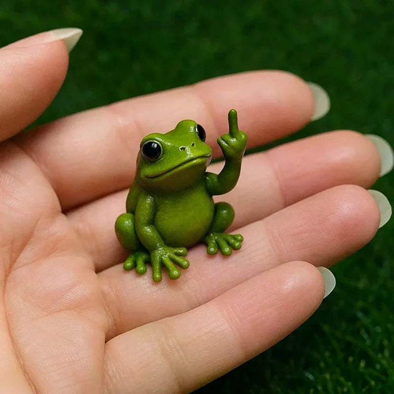 Hilarious Resin Middle Finger Animal Figurine Highland Cattle Frog