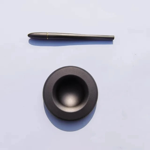 Anti-gravity Magnetic Levitation Pen Office Business Souvenir Stationery Pen Magnetic Signature Pen Magnetic Attraction Does Vue PC Base and Pen black