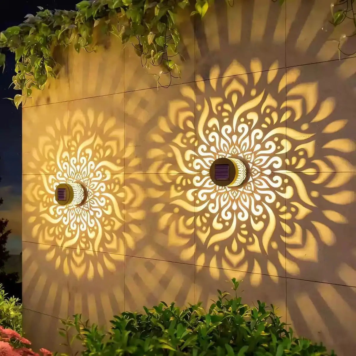 Solar Mandala Design Outdoor Wall Light Waterproof Decorative Garden Lamp for Patio Fence Yard Entryway Balcony Vue