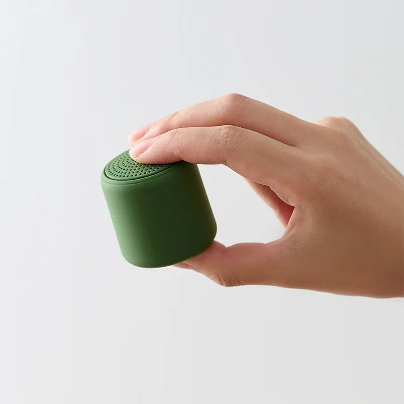 Macaron Mini Wireless Bluetooth Speaker Portable Desktop Heavy Bass Stereo Speaker USB Play Outdoor Mini Sound Box Vue