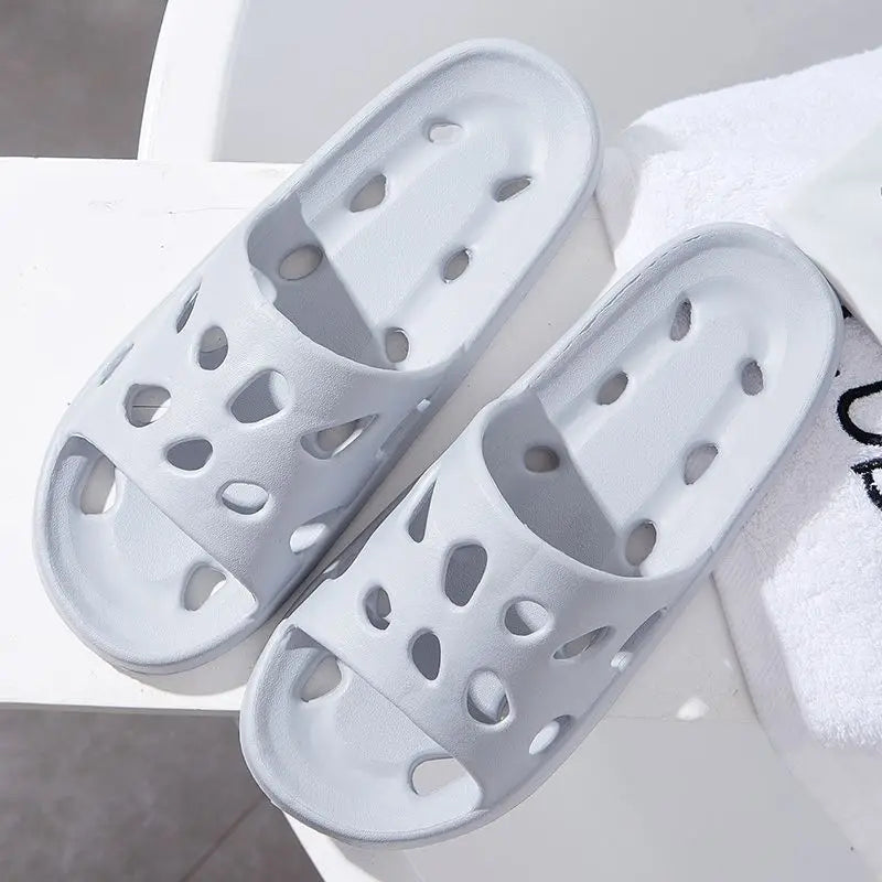 Unisex Bathroom Slippers Anti Skid Soft Sole Hollow Out Quick Dry Lightweight Quiet Indoor Shower Sandals for Summer Home Use Vue ONE SIZE Grey-40
