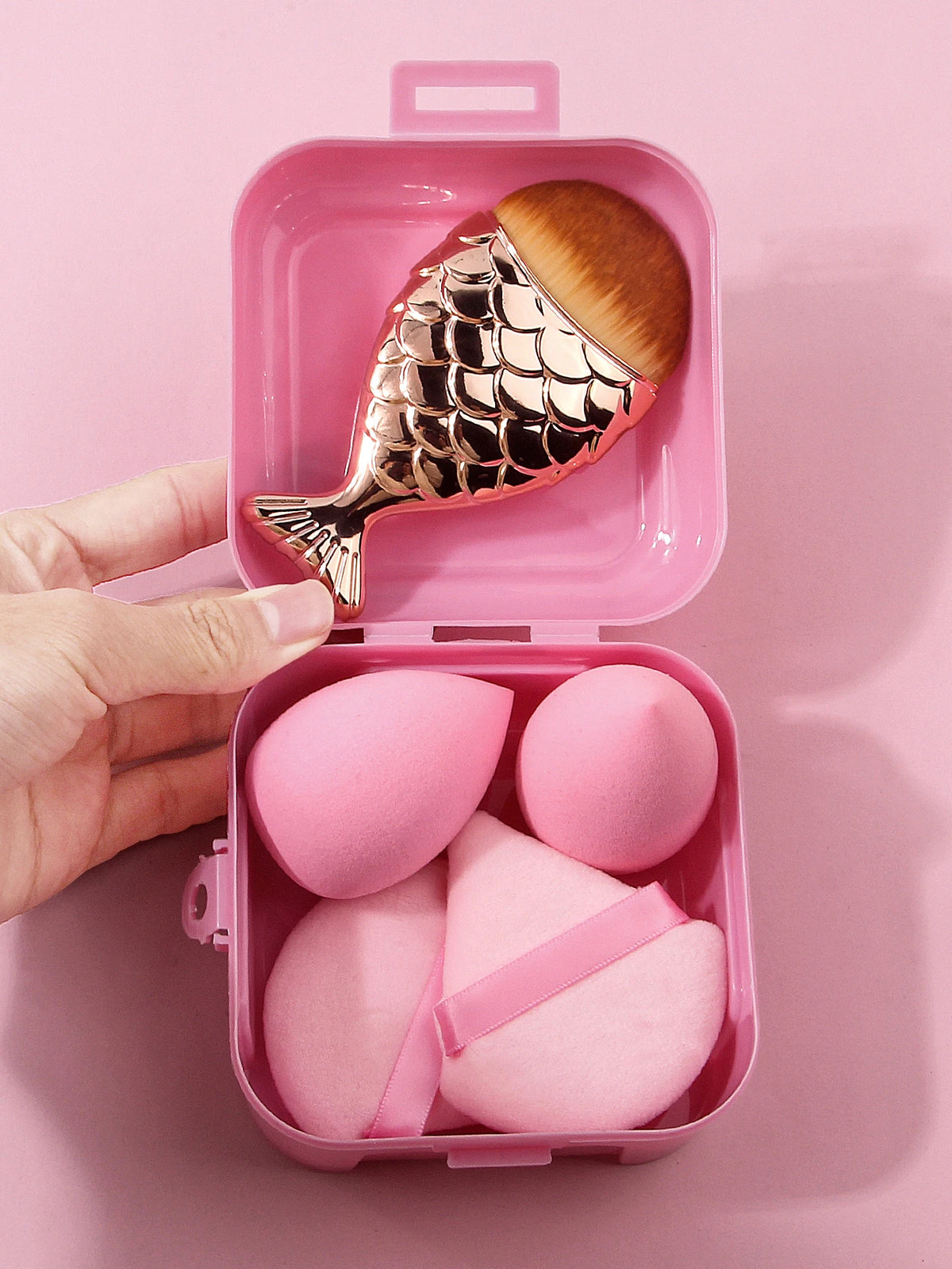 6PCS portable box-set super soft sponge egg/triangular powder puff + fishtail foundation brush portable beauty tool Vue