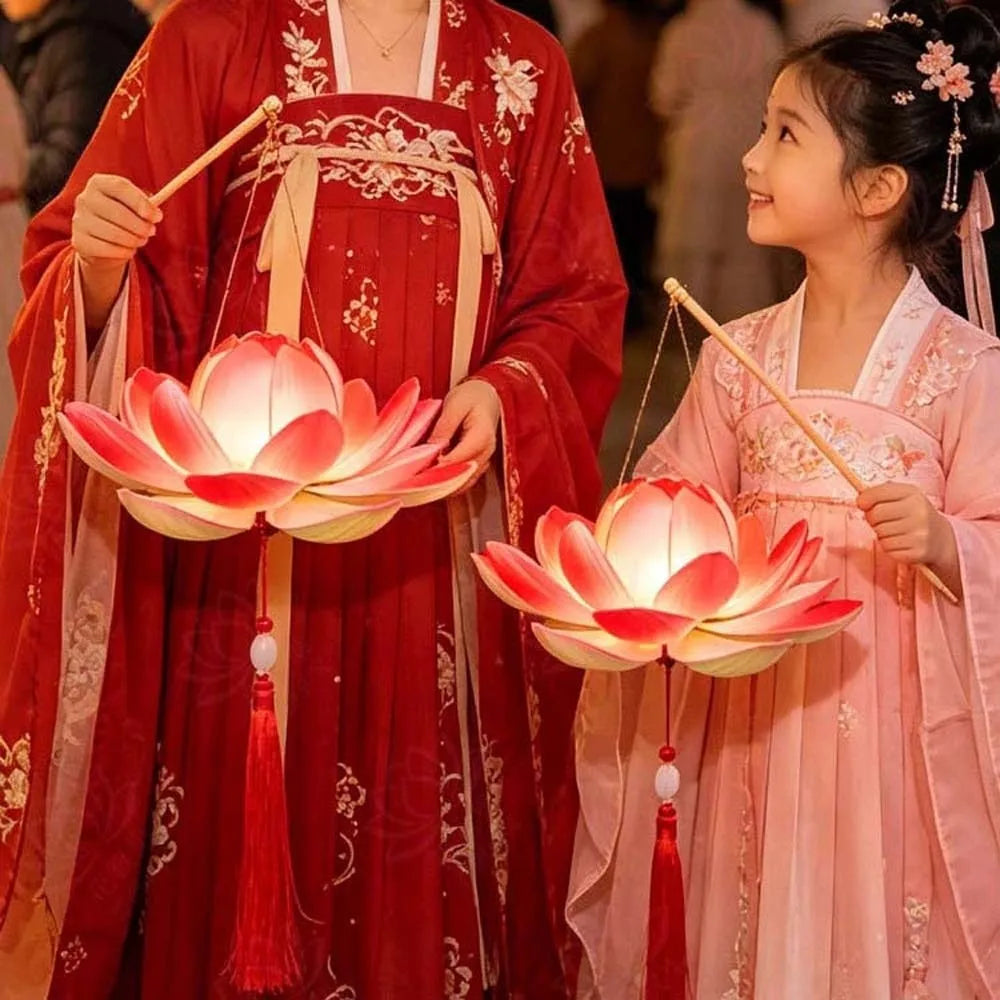 Ancient Style Lotus Lantern Creative Design Elegant Tassel Flower Lamp DIY Material Warm Light Handheld Light Festival Gift Vue