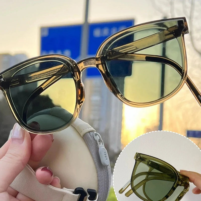 Outdoor UV400 Unisex Portable Collapsible Glasses Fashionable Women Folding Sunglasses Summer Wild Colorful Square Eyewear Vue