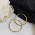 Elegant Small Earrings Set for Women Metal Circle Drop Design for Casual Outfits Vue A4