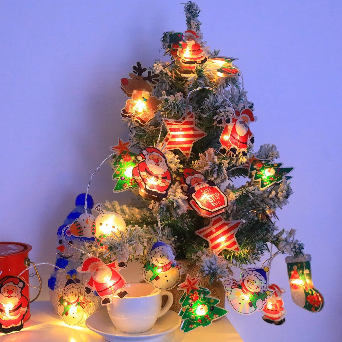 Christmas LED String Lights, Battery Powered(No Battery) 10/20LED, Santa/Snowman/Tree Design, Xmas Party Home Decoration Gift Vue