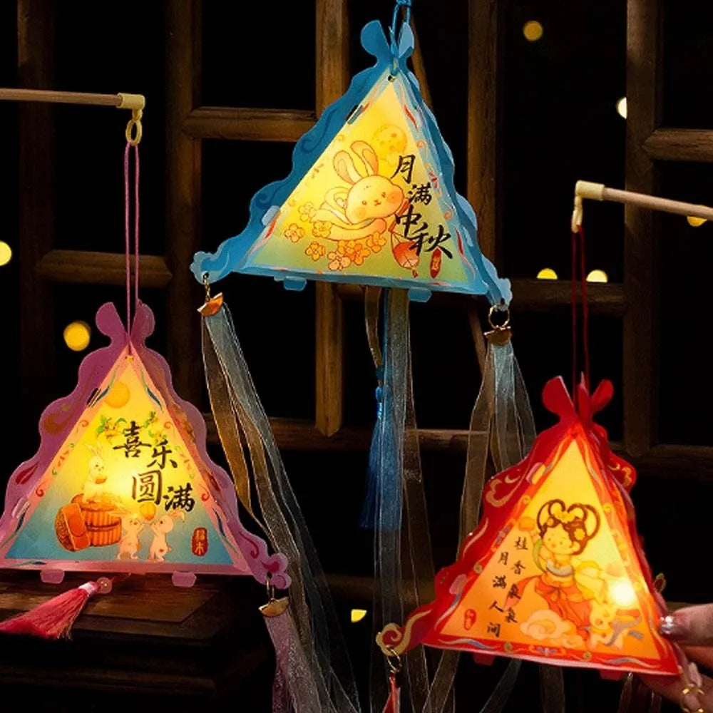 Triangular Triangle Lantern Interlocking Corner Tabs Scalloped Edges Pyramid Shape Lamp High-Transmittance Vue
