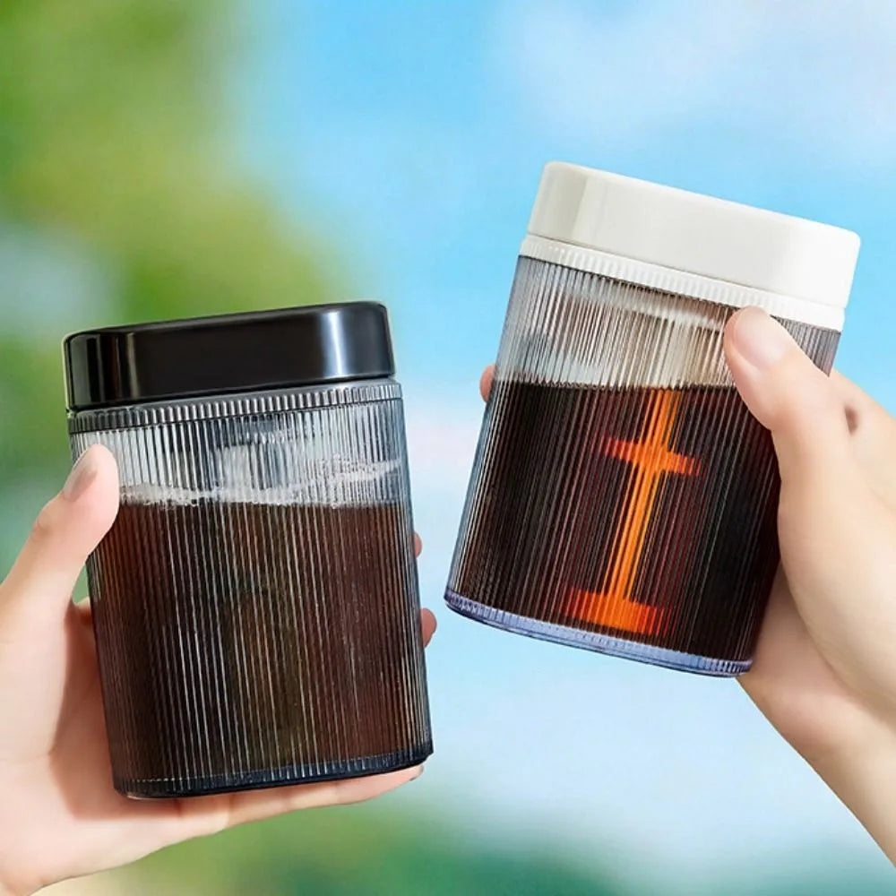 300 ML Pocket Cold Brew Coffee Maker Sealed Lid with Filter Cold Brew Coffee Pot Fine Mesh Leak-proof Cold Brew Mug Travel Vue