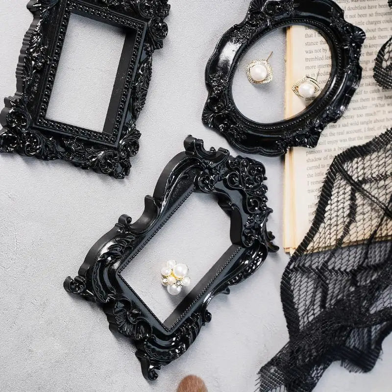 European Style 1Pcs Resin Photo Frame Black Edged DIY Wall Decoration for Pictures Stylish Frame for Study Room or Office Vue
