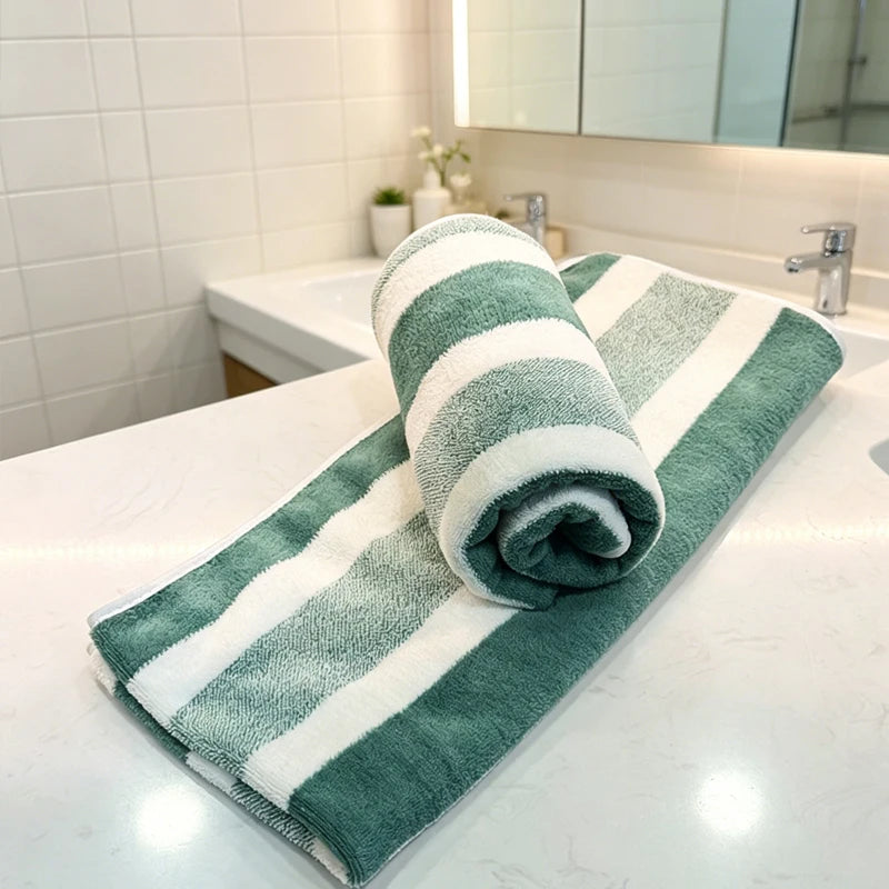 2-pack towels with strong water absorption, quick drying, no shedding, and durability - very suitable for home, beach, and face Vue