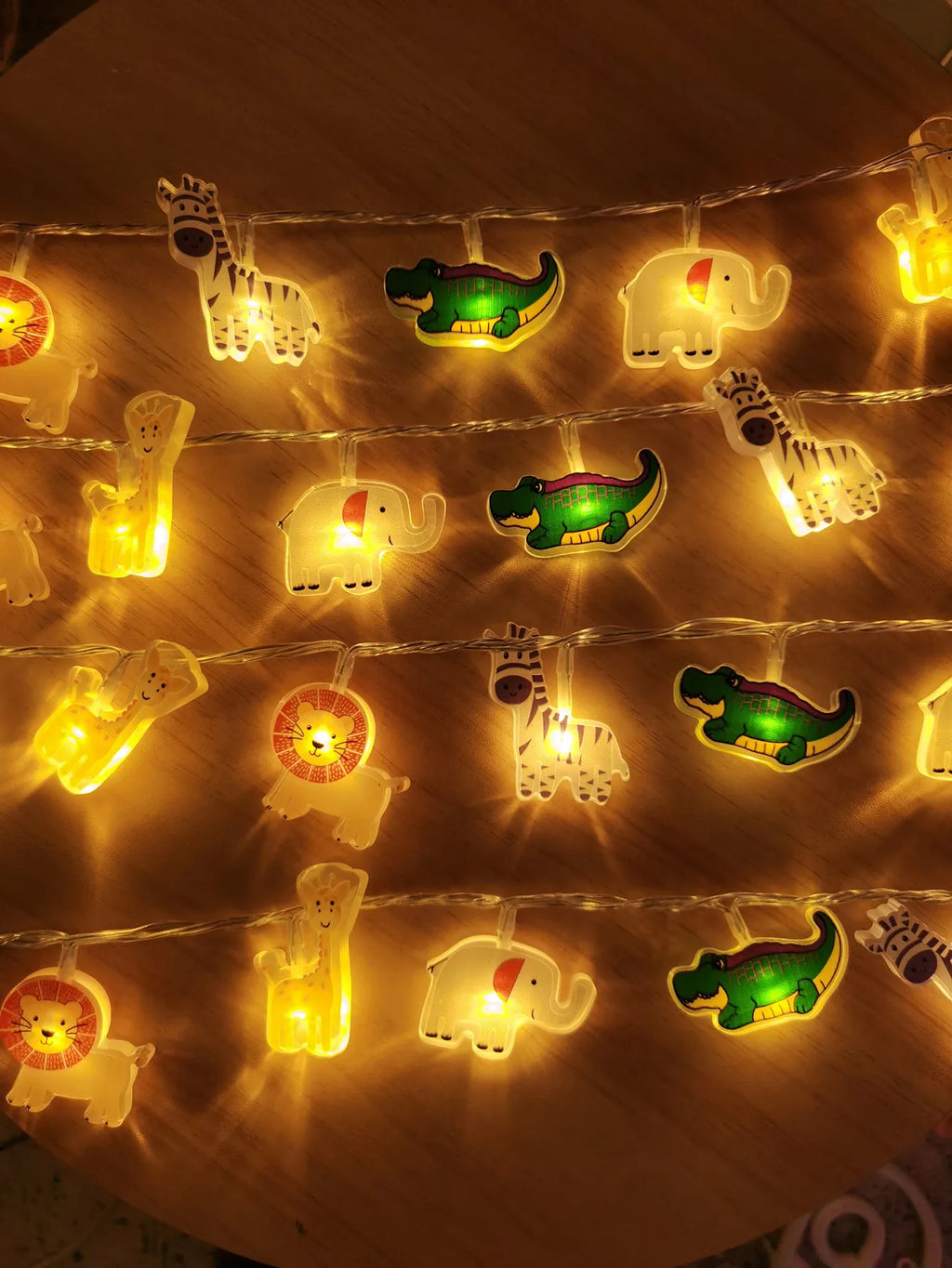 Jungle Safari Animal LED String Lights, Lion Giraffe Elephant Zebra Crocodile Fairy Lights for Kids Bedroom Party Dec Vue