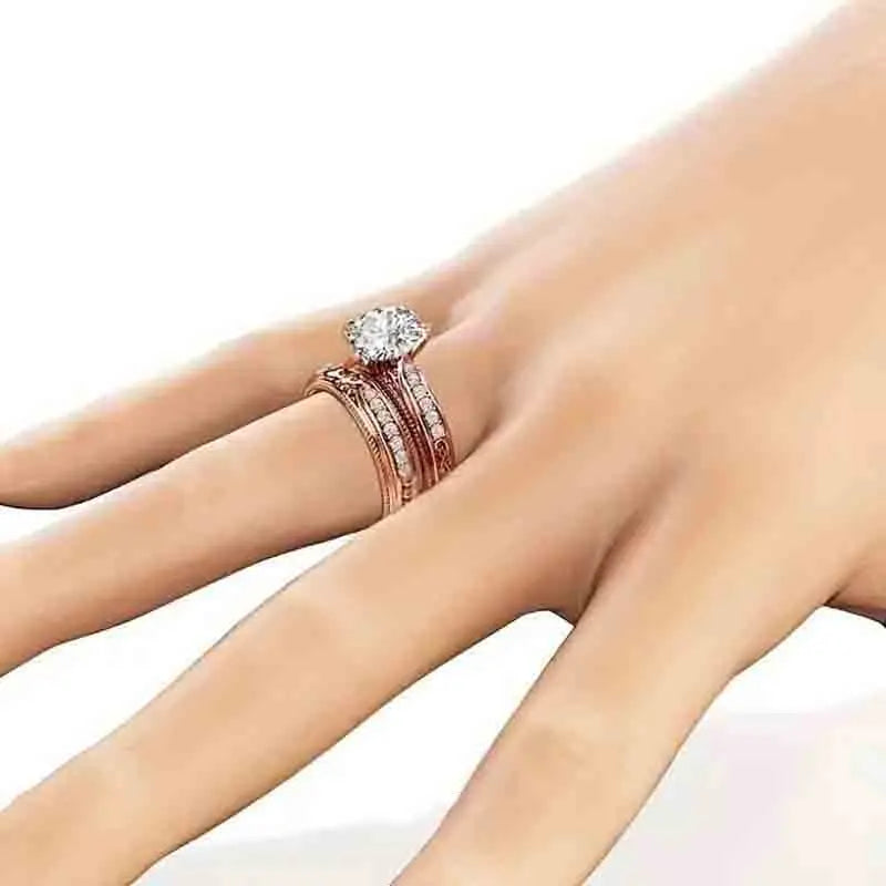Huitan Rose Gold CZ Bridal Ring Set for Women – 2-Piece Bridal Ring Set Vue