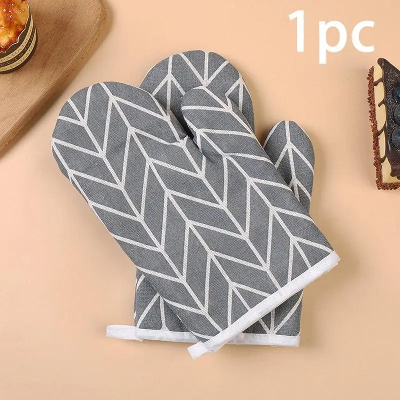 1pc Insulated Oven Glove Heat Resistant Thickened Design Kitchen Mitt for Microwave and Baking Tasks Vue A