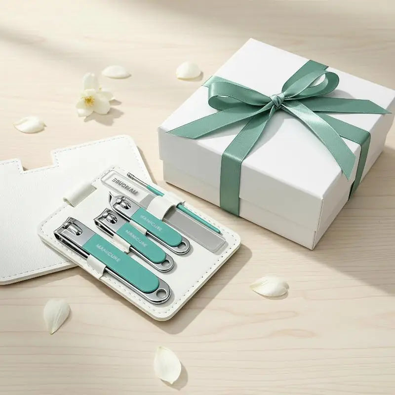 Portable Manicure Pedicure Tool Kit Nail Clipper File Ear Pick Multifunctional Nail Care Storage Set Vue