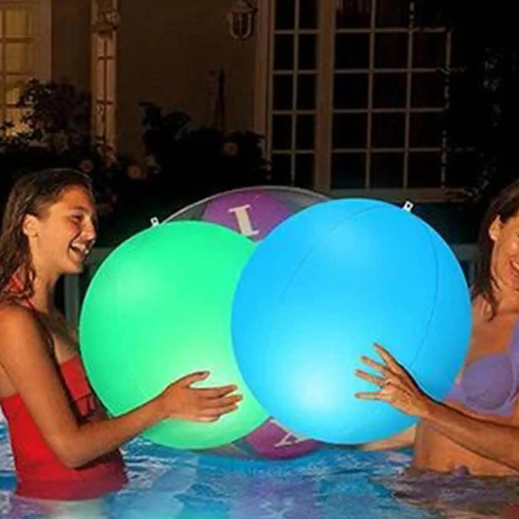 16 Color LED Beach Ball, 4 Adjustable Light Modes Inflatable Glow Ball, Flashing Swimming Pool Toy for Kids Adults Party Vue