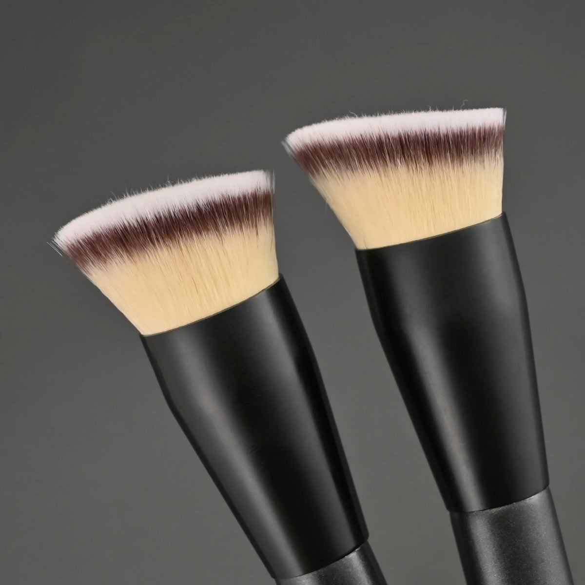 Professional Angle Foundation Makeup Brush Custom Logo Synthetic Hair For Liquid Cream Powder Emulsion Contouring Face Brush Vue