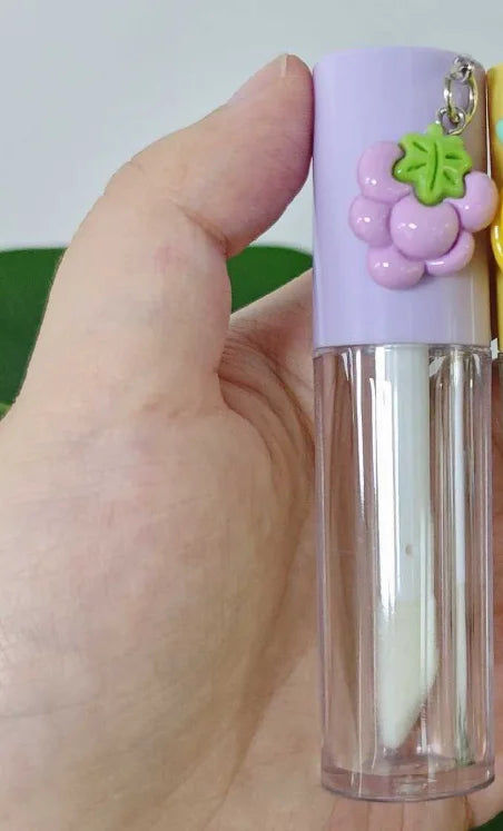 6ml Cute Lipgloss Tube Custom Logo Plastic Lip Gloss Tubes with Pendant and Brush Lip Glaze Cosmetic Packaging Wholesale Vue purple 20pcs
