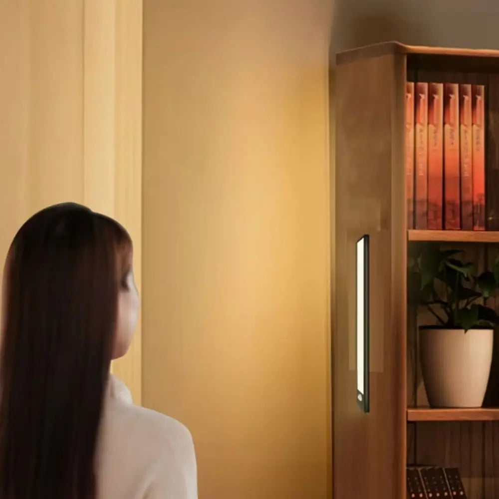 Ultra Thin LED Motion Sensor Cabinet Light Closet Light Light up when people come Motion Sensor Light 3-Color Adjustable Vue