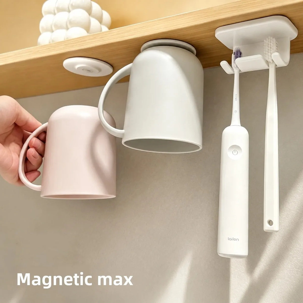 Magnetic Mouthwash cup, no Punching Toothbrush Storage Rack, Inverted Brush cup with Handle, PP Plastic Tooth cup 세수잔 Vue