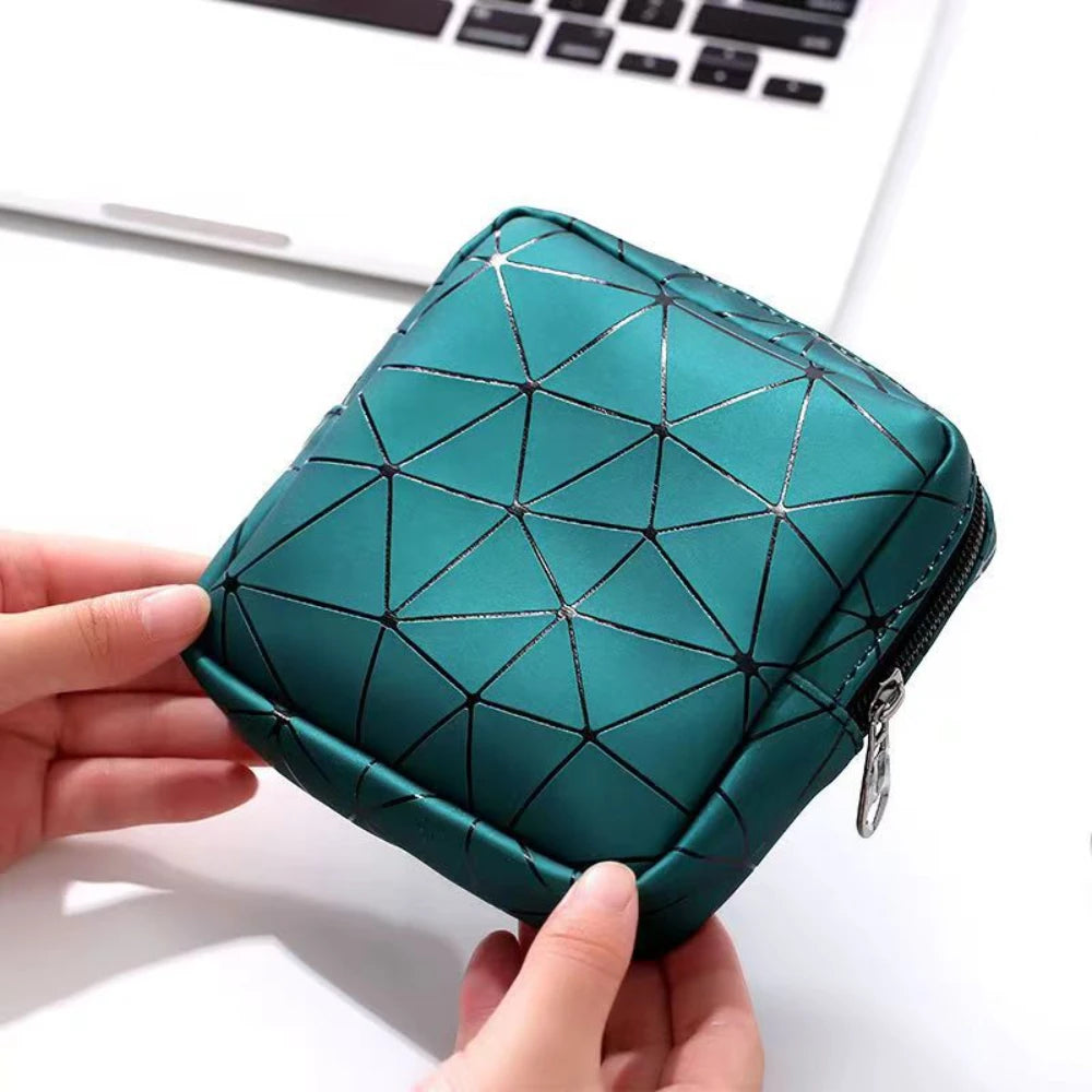 Sanitary Napkin Storage Bag Leather Waterproof Feminine Period Bag with Zipper for Teen Girls Women Small Makeup Pouch Wallet Vue green