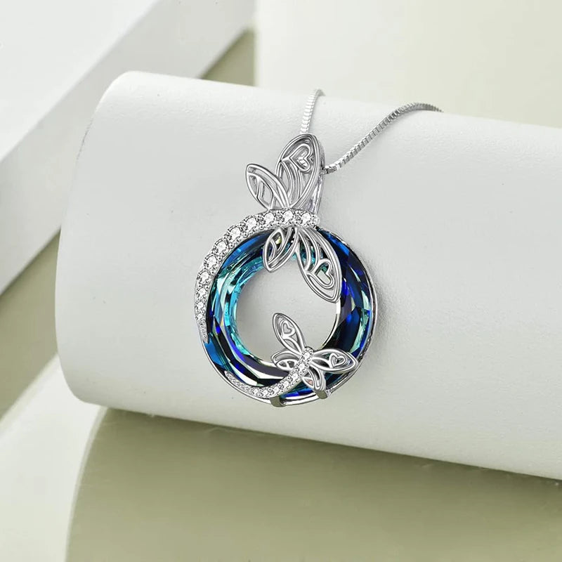 Huitan Dragonfly Pendant Necklace – Blue Cubic Zirconia Pendant Necklace Vue