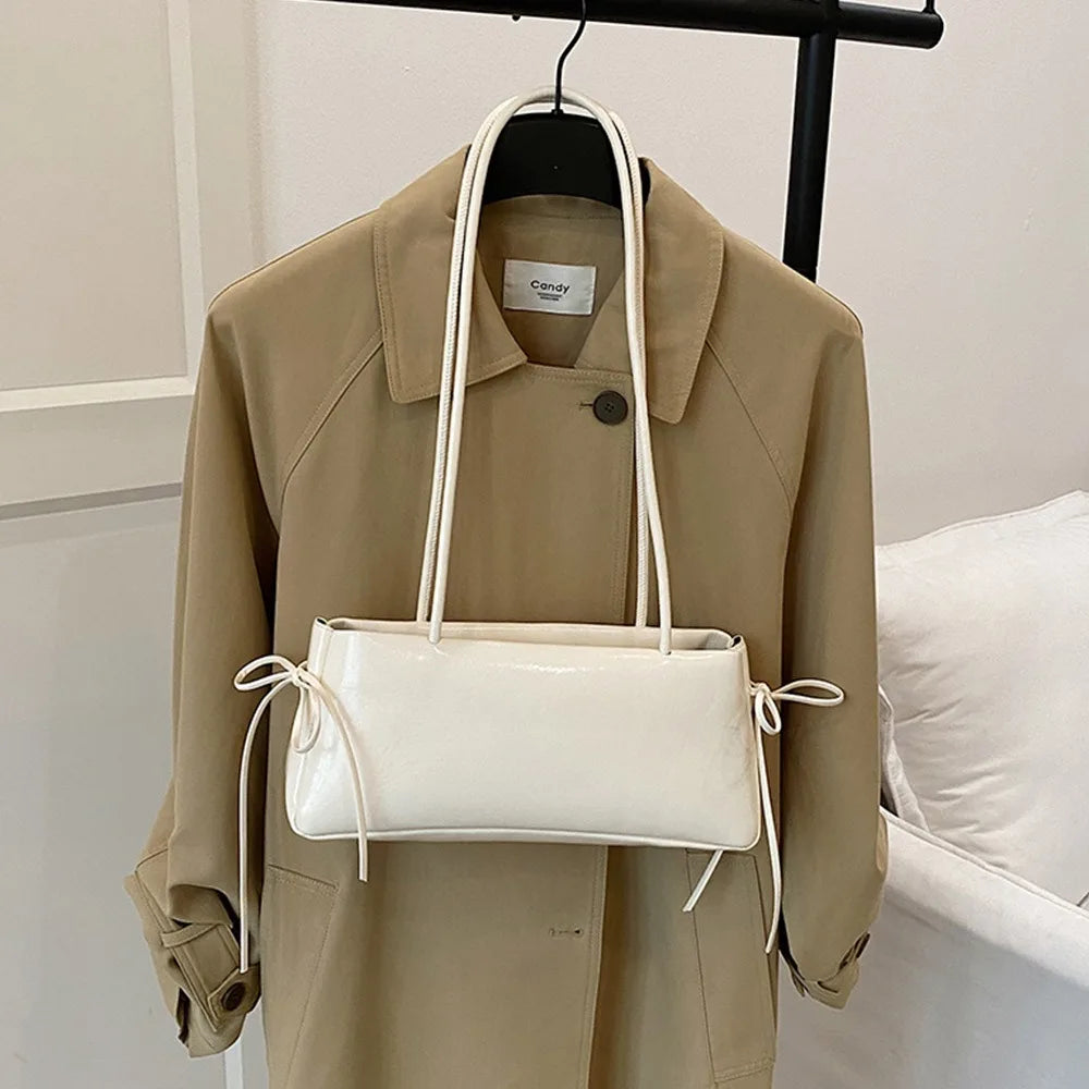 Trendy Multicolor Shoulder Bag PU Leather Bowknot Versatile Commuting Bag with Lace Ribbon Large Capacity Underarm Bag Shopping Vue White