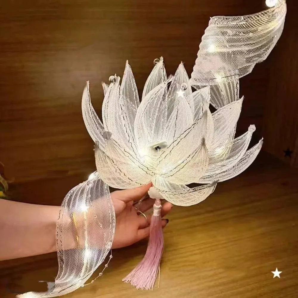 Ancient Style Handheld Lotus Lantern Handmade DIY Craft Kit Ribbon Fairy Lotus Lantern Colorful Luminous Vue White 4inch