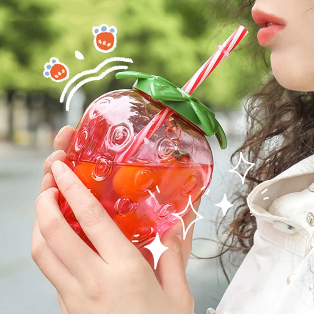 Fruit-Shaped Party Cups with Straws | Pineapple & Strawberry Set Novelty Party Cups Vue